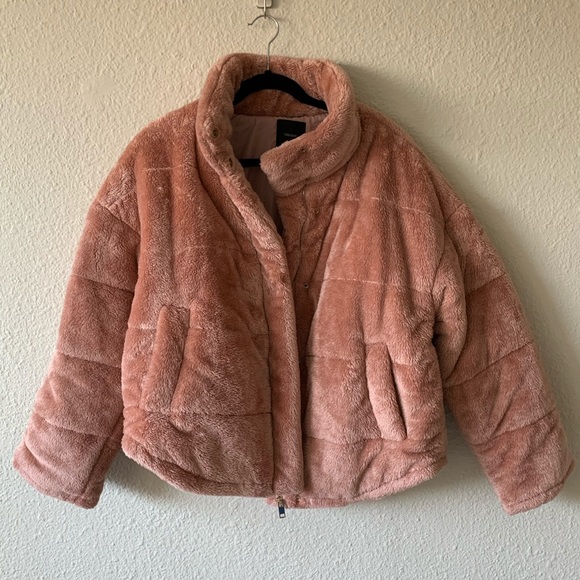 Blush Faux Fur Coat - Picture 3 of 6